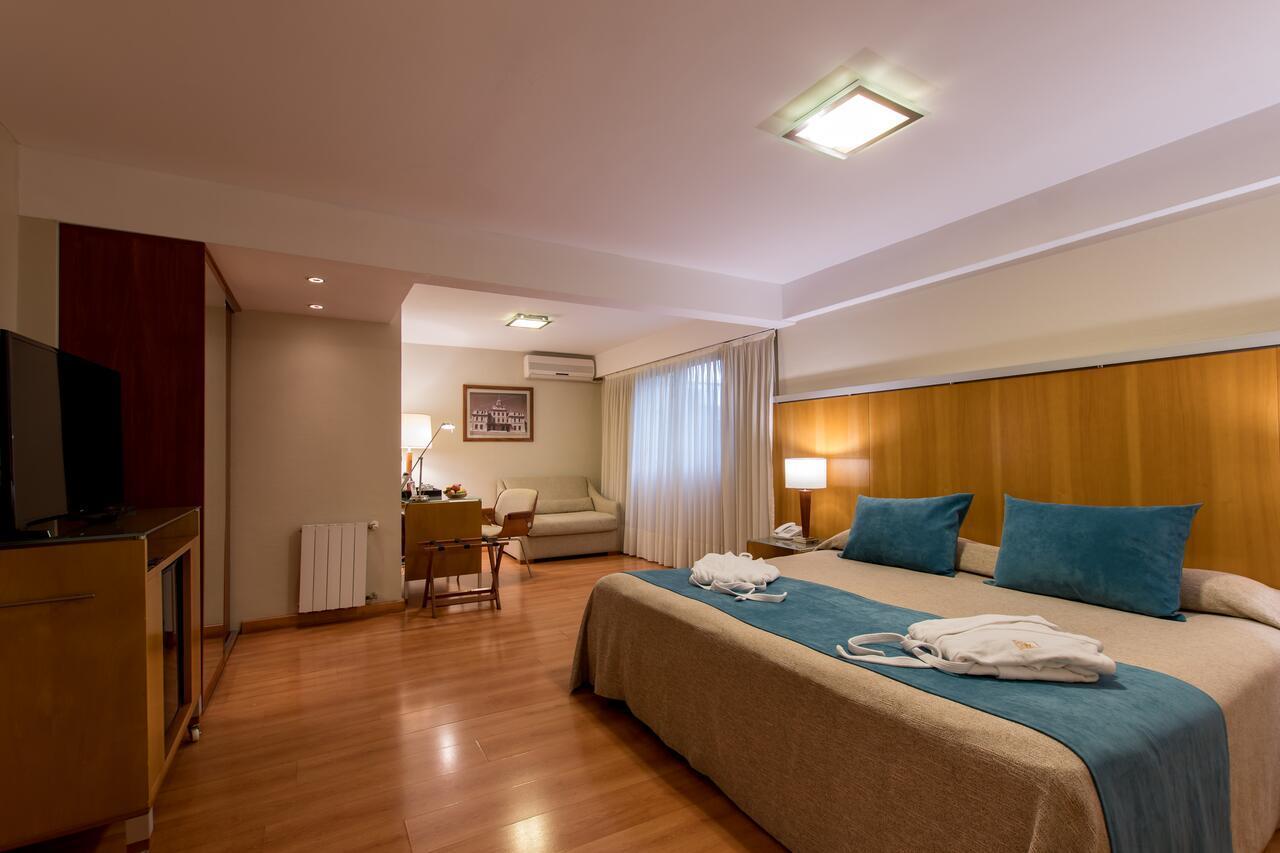 Hotel Solans Presidente Rosario Eksteriør billede