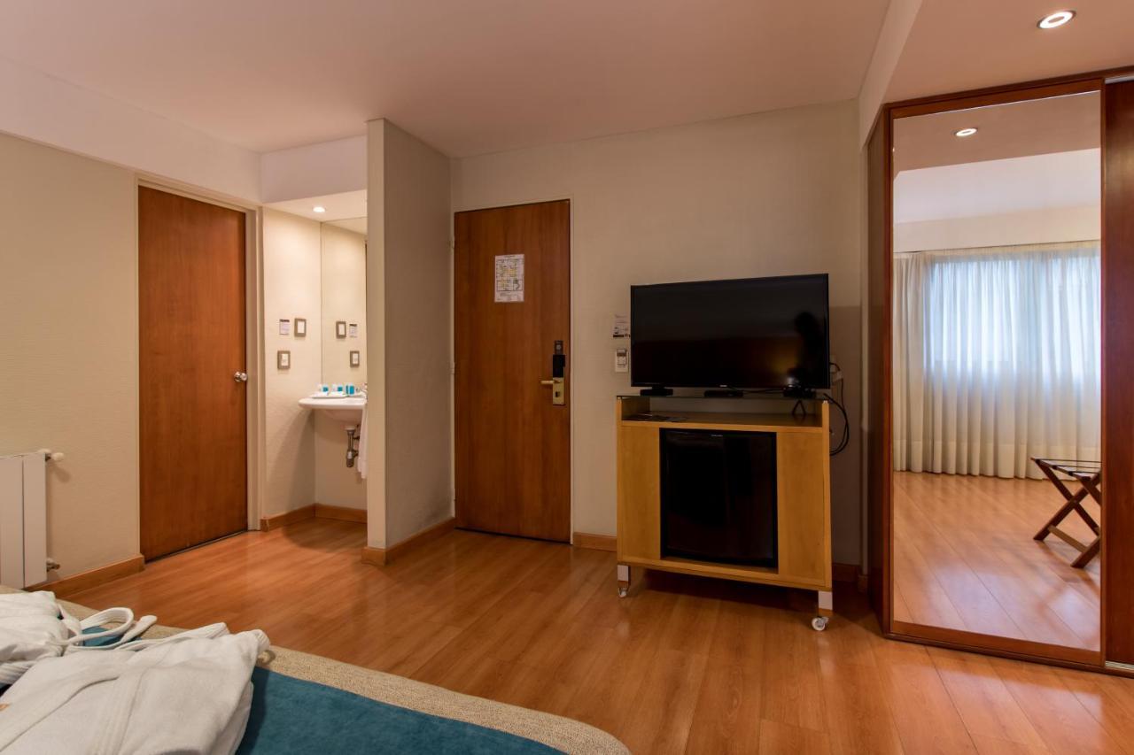 Hotel Solans Presidente Rosario Eksteriør billede